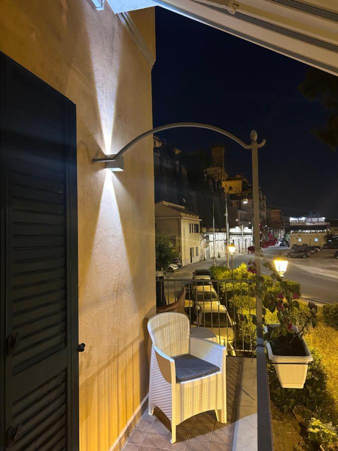Sissi House Salerno Daire Dış mekan fotoğraf